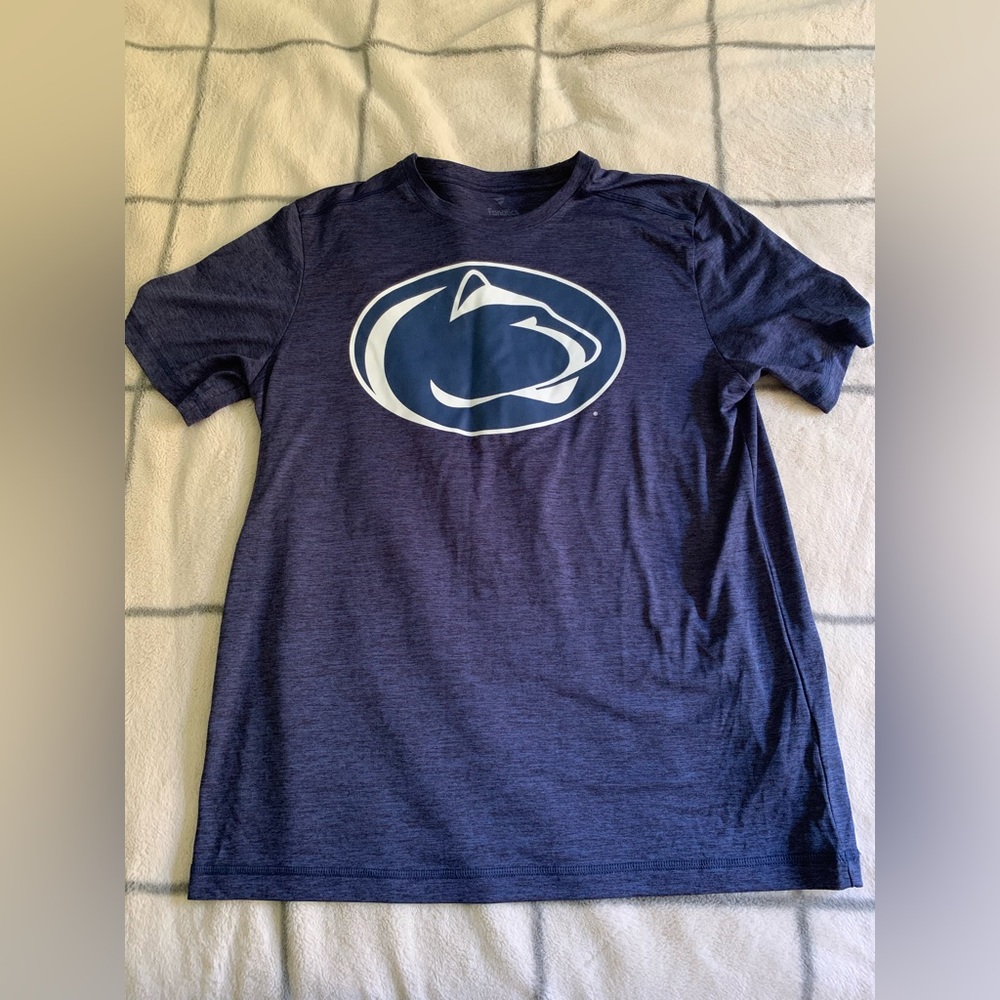 Men’s Penn State T-Shirt size Large